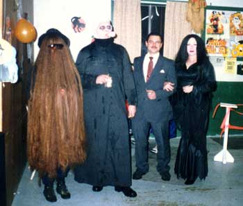Addams family lange haare